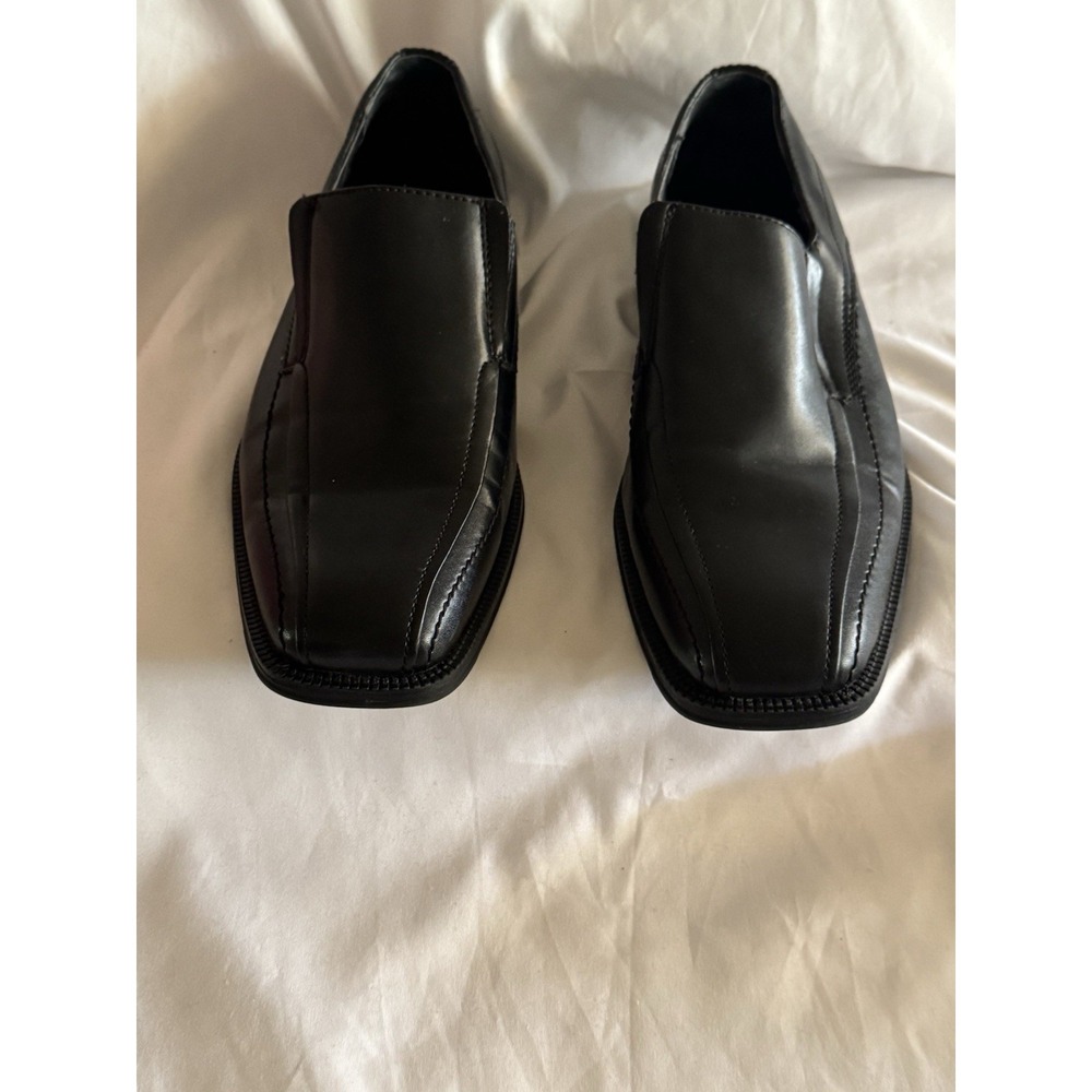 Alfani mens shoes Kingsman Slip Ons Size 8. In Excellent Condition.